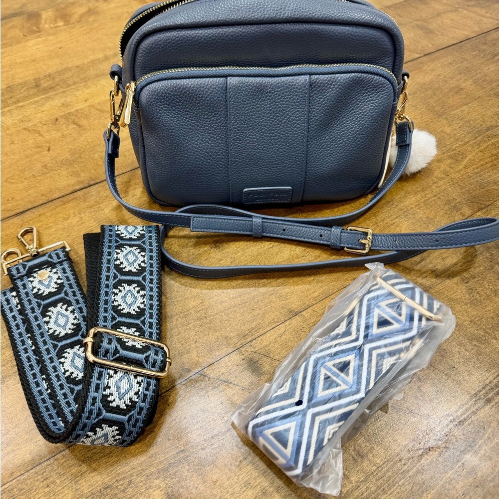 Elegant Navy Crossbody Bag with Patterned Strap